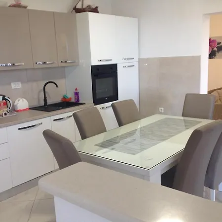 Blue Eye With Private Pool * Makarska