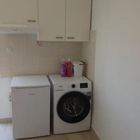 Blue Eye With Private Pool Daire